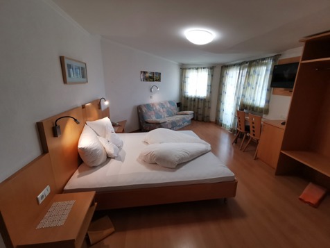 Dreibettzimmer image 9