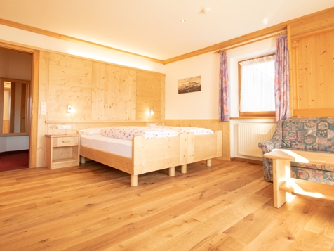 Dreibettzimmer im Haupthaus image 5