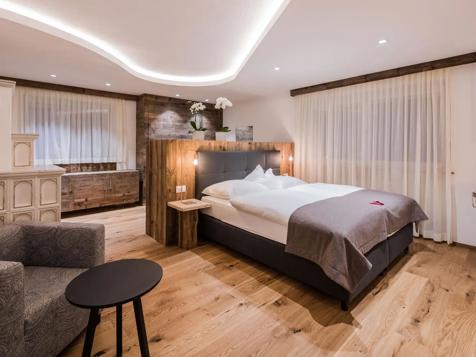 Eagle’s nest suite image 1