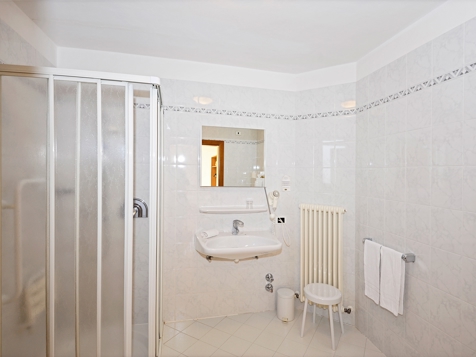 Einzelzimmer Berg mit Balkon image 3
