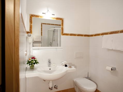 Einzelzimmer mit Südbalkon image 4