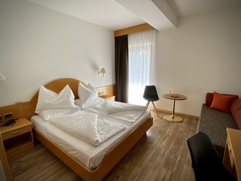 Executive double room Couche image 13