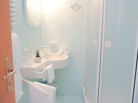 Executive double room Couche image 8