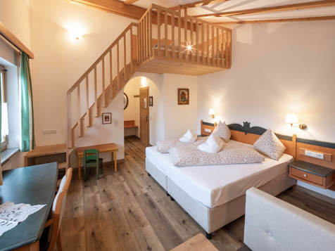 Familien­zimmer B image 1