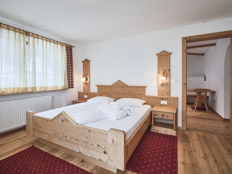 Familienzimmer mit getrennten Schlafräumen image 4