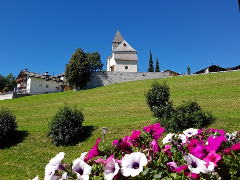 Familienzimmer mit Kirch- und Panoramablick 202 image 6