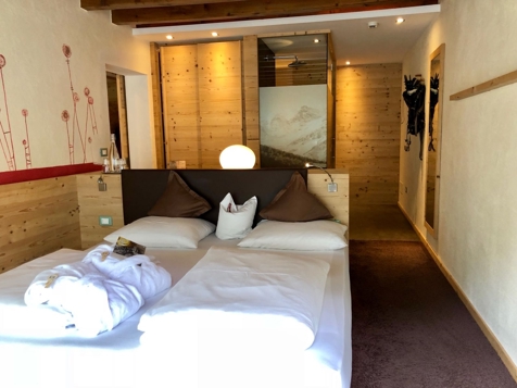 familiy room image 2