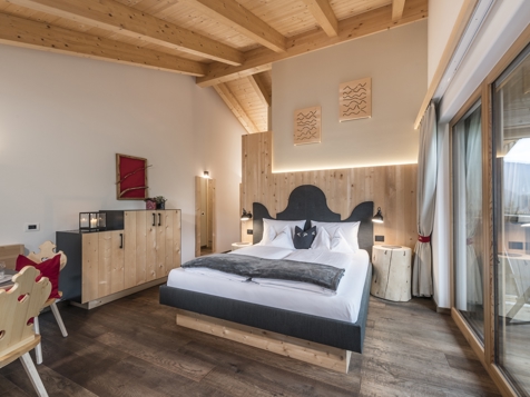 FAMILY DOLOMITES - DELUXE FAMILY ROOM; BALCONY image 1