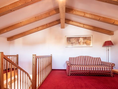 Family Room image 4