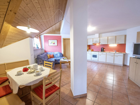 Ferienwohnung 2 ~ Dolomitenblick image 1