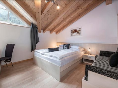 FERIENWOHNUNG KRONPLATZ image 3