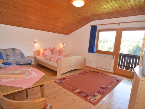 Ferienwohnung Latemar image 2