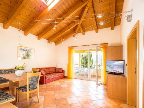 Ferienwohnung Leonburg, Tirol & Trauttmansdorff image 1