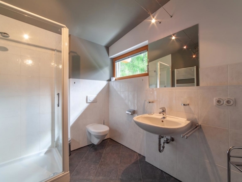 Ferienwohnung mit Balkon-11