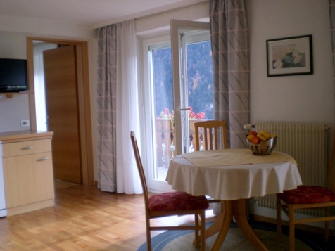 Ferienwohnung Nr. 4 image 2
