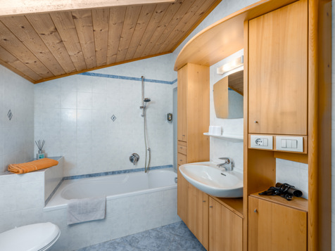 Ferienwohnung Weisshorn image 9