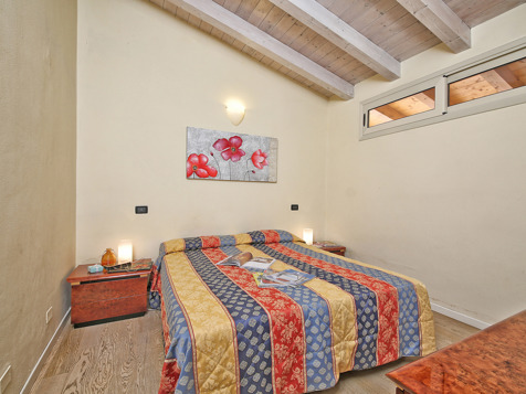 Five-Room Apartment-10