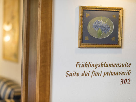 Frühlingsblumensuite image 2
