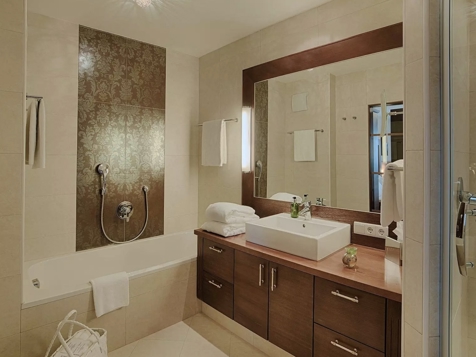 Garden Suite image 5