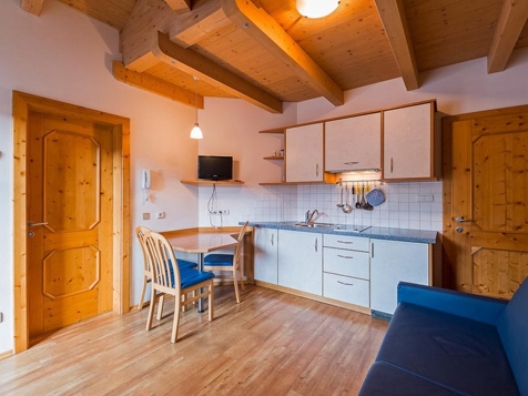 Gelbes Haus app nr 3 Einraumappartment image 2