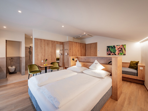 Gewürztraminer Room image 2