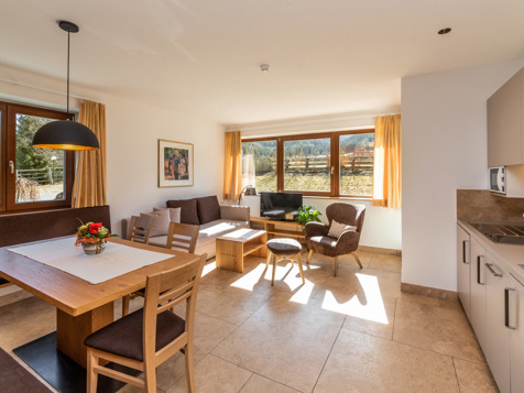 Grand Apartment image 7