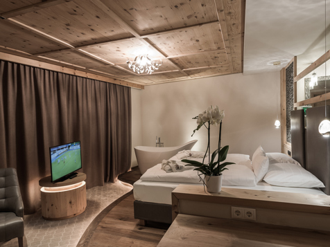 Green Suite image 7