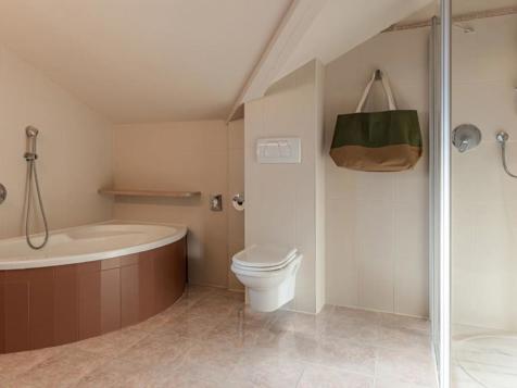 Hahnenkamm double room image 3