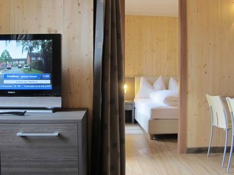Holzbungalow image 5