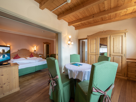 Hotel***GSTÖR, Haupthaus, Ifingersuite image 7