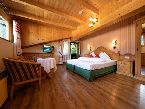 Hotel***GSTÖR, Haupthaus, Nordbalkon image 8