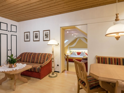 Imperial Suite image 2