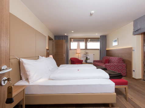 Junior Suite – Comfort Meets Alpine Charm image 2