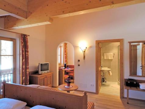 Junior Suite image 2