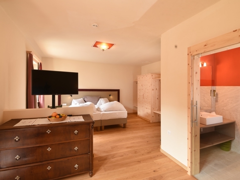 Junior Suite image 1