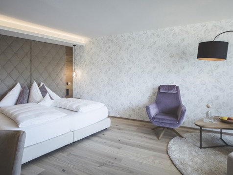 Junior Suite South image 2