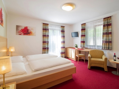 Junior Suite with south-facing terrace image 2