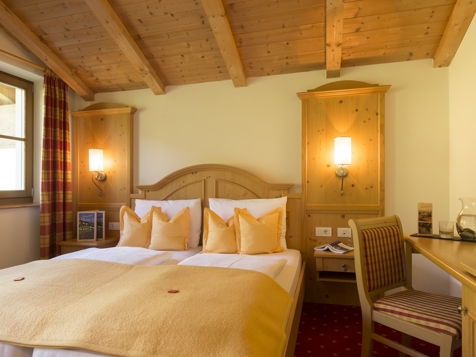 Juniorsuite (Double Room) 25-28 m² image 2