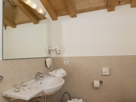 Juniorsuite (Double Room) 25-28 m² image 7