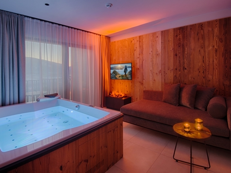 K1 Penthouse Deluxe image 4
