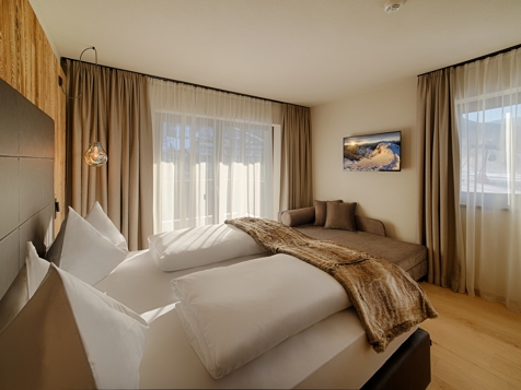 K1 Penthouse Deluxe image 5