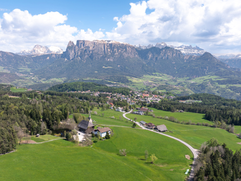 Kematersuite with balcony & view to the Dolomites image 5