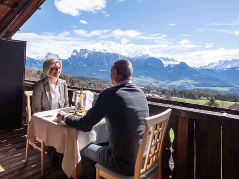 Kematersuite with balcony & view to the Dolomites image 7