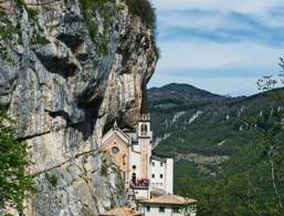 Kirche Madonna della Corona