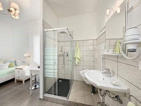 Kleines Einzelzimmer image 14