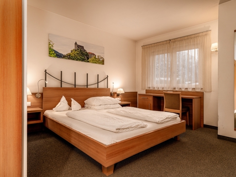 Komfort 3- 4 Bettzimmer mit Balkon image 3