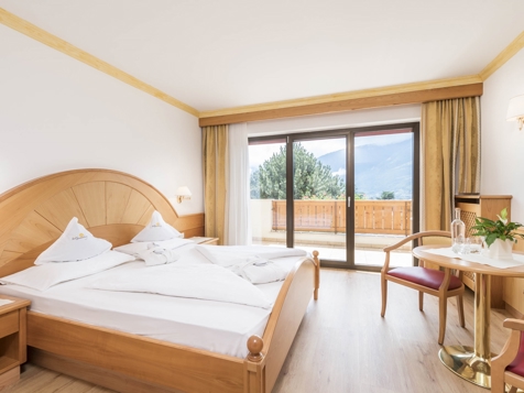 Komfort Doppelzimmer mit Südbalkon image 1