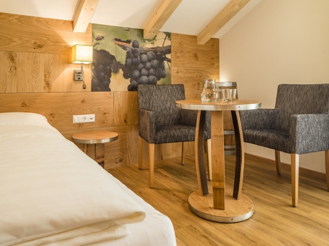 Komfort Doppelzimmer "Wein-Panorama" image 9