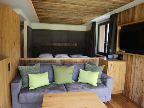 Kuschelzimmer Sambock mit Blick auf Bauernhof image 14