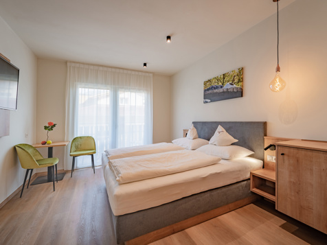 Lagrein Room image 2